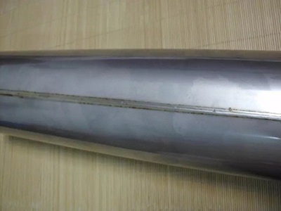Soldadura longitudinal TIG en acero inoxidable (T=0.8mm, L=500mm)
