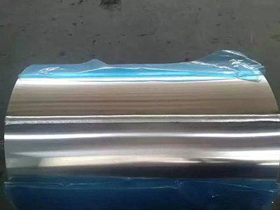 Costura por soldadura TIG en aluminio (T=1.2mm, L=700mm)